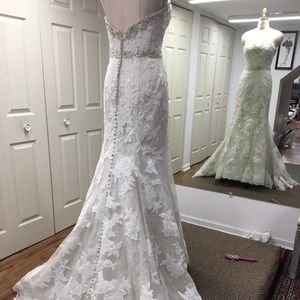 Justin Alexander Wedding Dress 10
